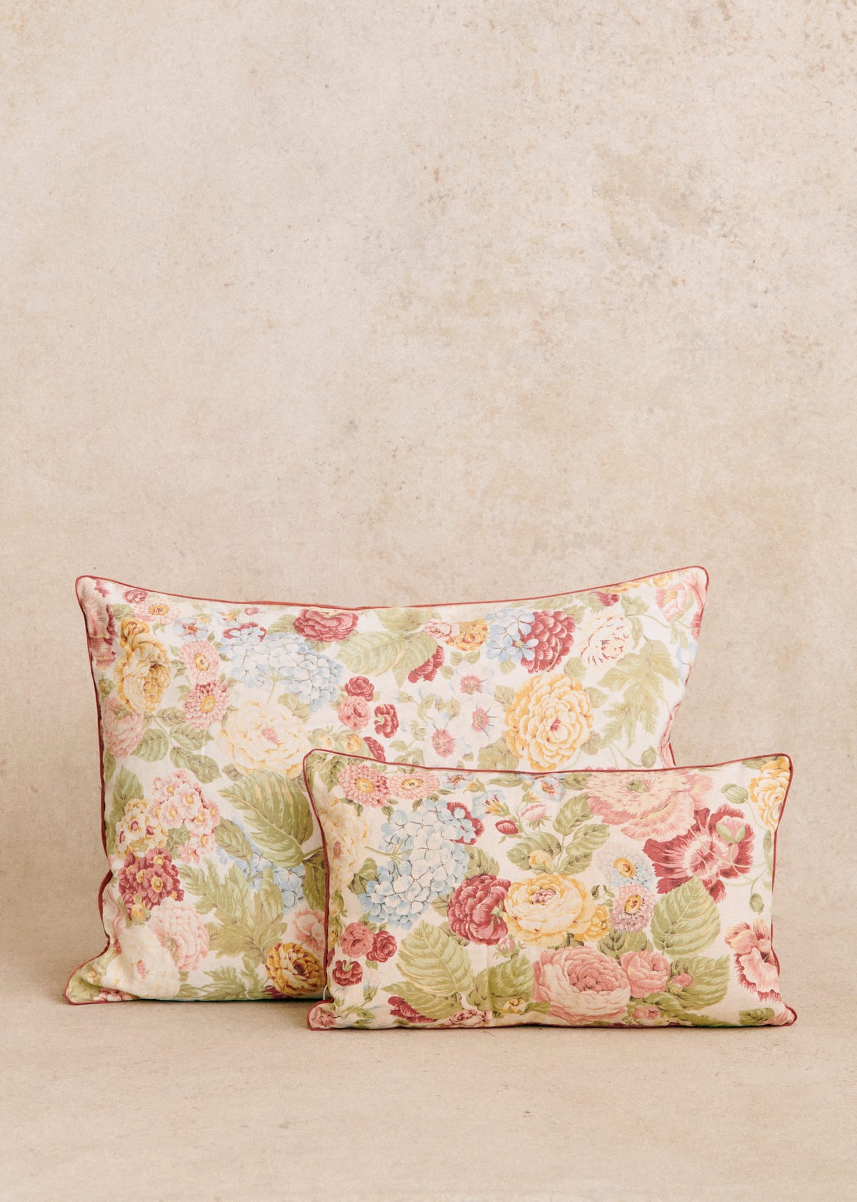 Coussin vintage velours blush - Très grand modèle - Imprimé composition florale