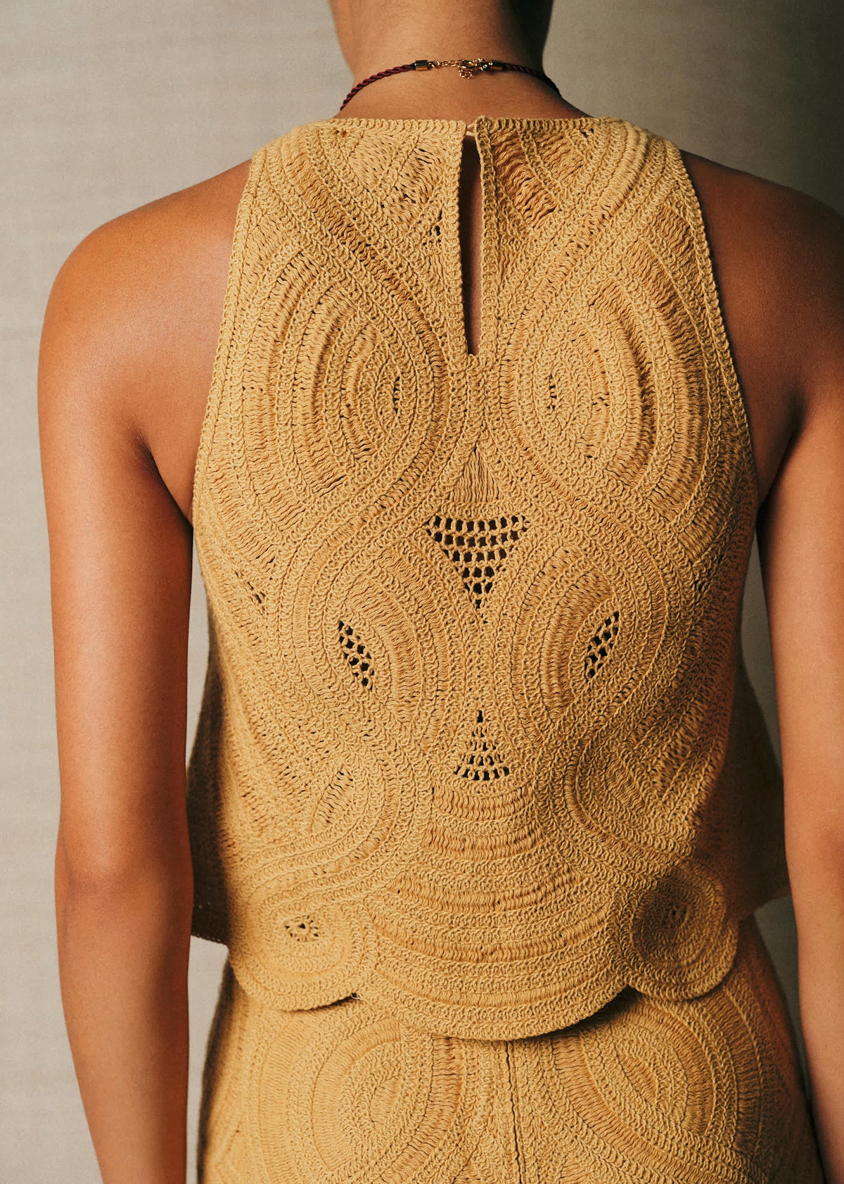Blouse Deana - Broderie Unie Abstraite Raffinée Biscuit