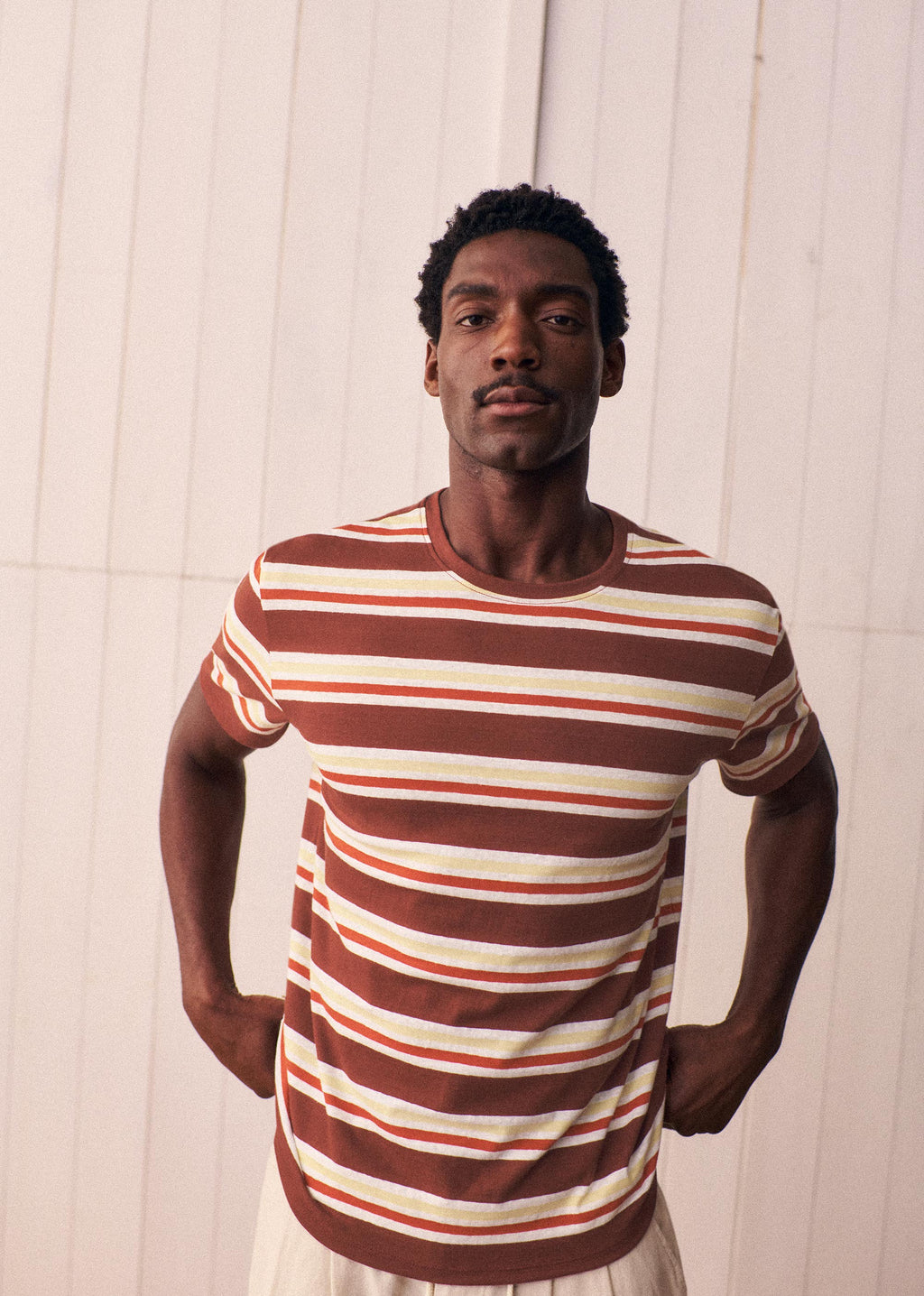 T-Shirt Fabio - Marron Rayures Jaune / Rouge