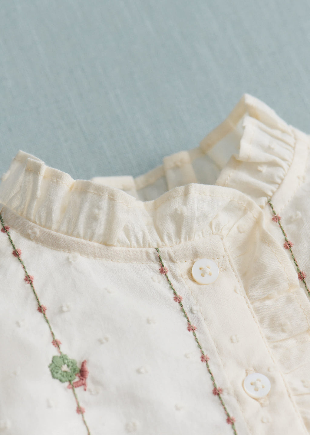 Chemise Chlo - Broderie Sauge / Camel Fond Ecru