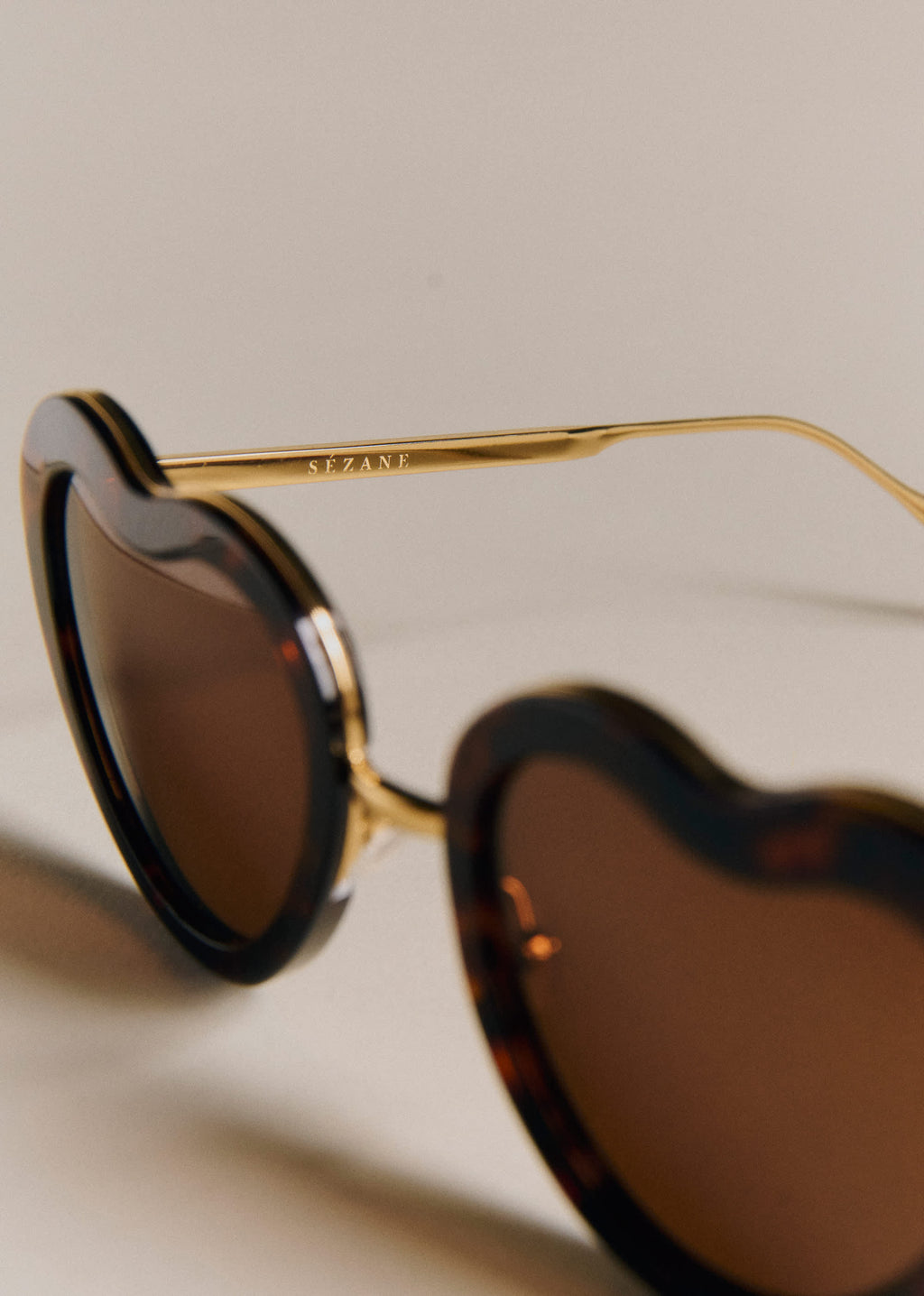 Lunettes de soleil Fiona - Ecailles et Doré
