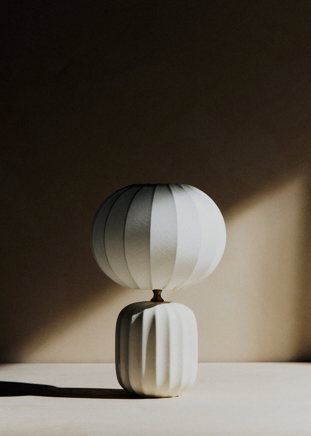 Lampe Traviata petit modèle - Ecru - Abat-jour Sonate - Écru