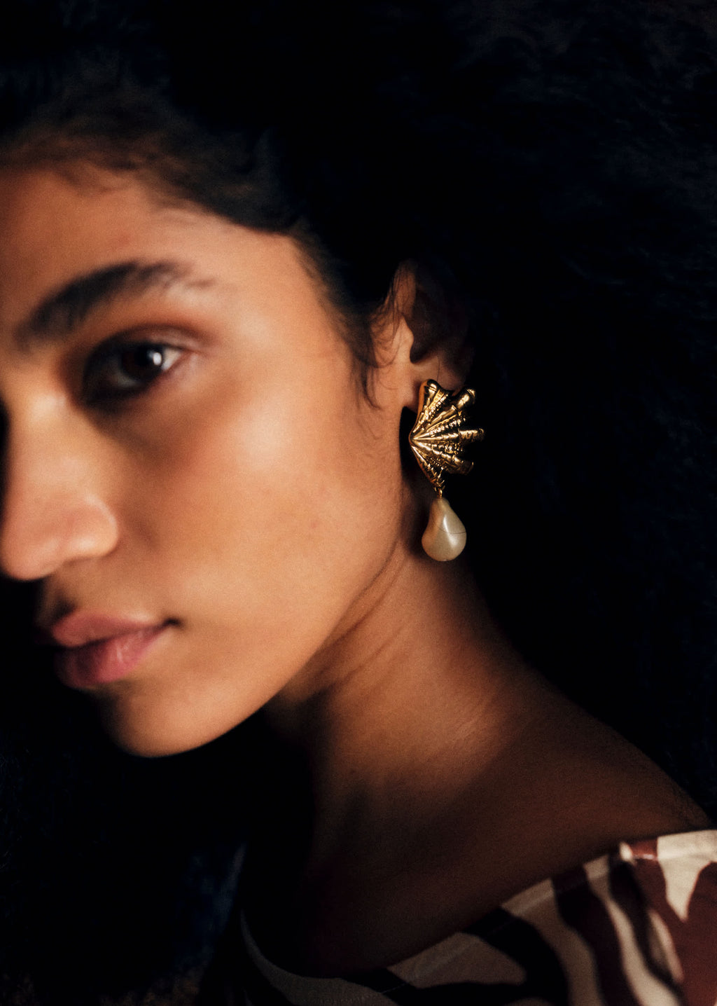 Boucles d'oreilles Colombe - Ecru Doré