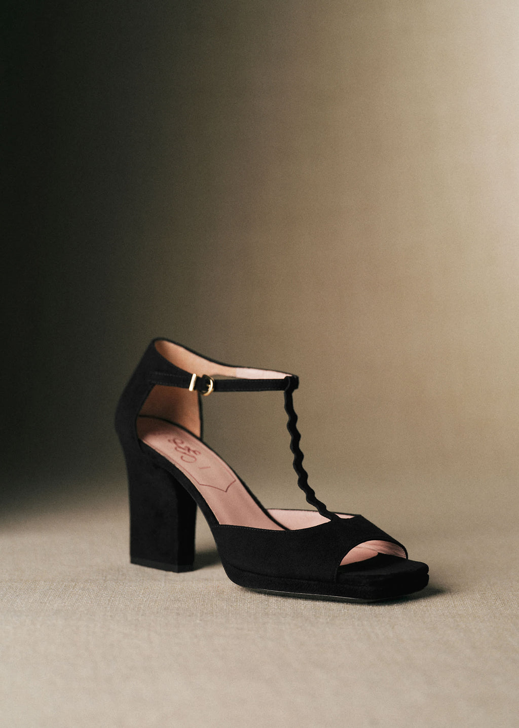 Sandales Hugo - CFM Souliers x Editions Sézane - Velours Noir