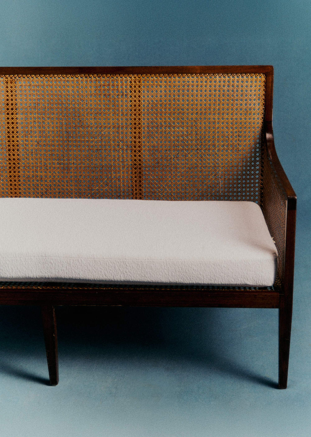 Banquette vintage noyer et cannage - Noyer et cannage
