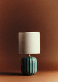 Lampe Traviata petit modèle - Lagon - Abat-jour Dolce - Jute Écru