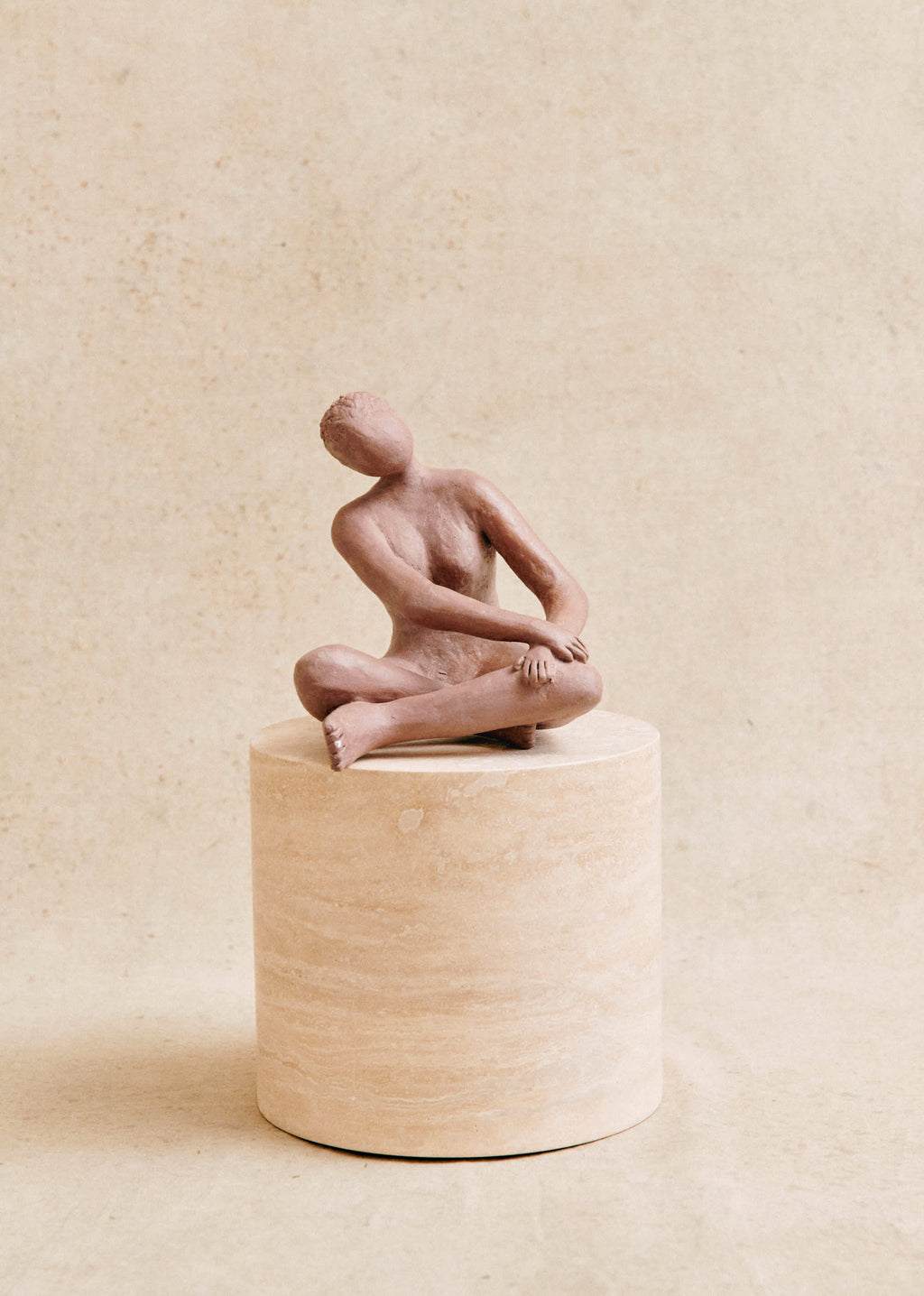 Sculpture Guénolée Courcoux - La Femme grand modèle - Terracotta