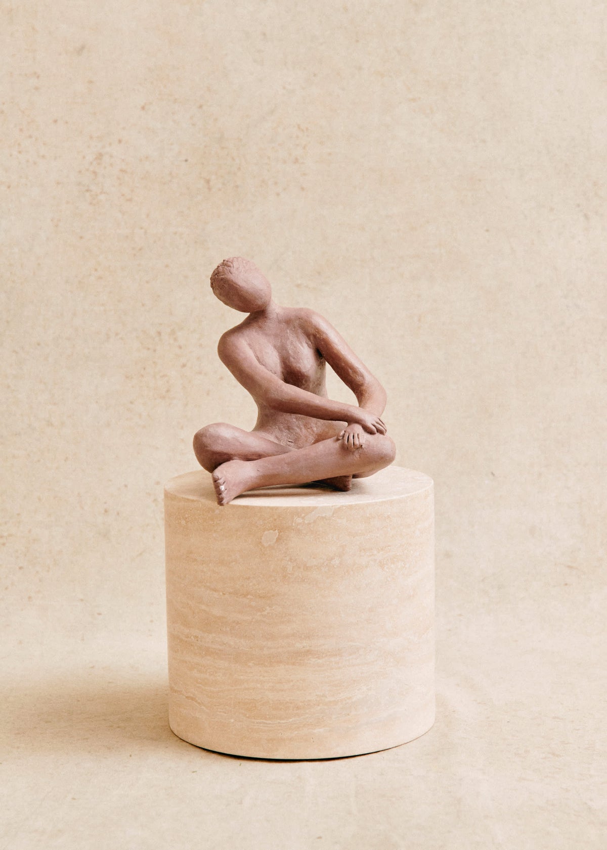 Sculpture Guénolée Courcoux - La Femme grand modèle - Terracotta