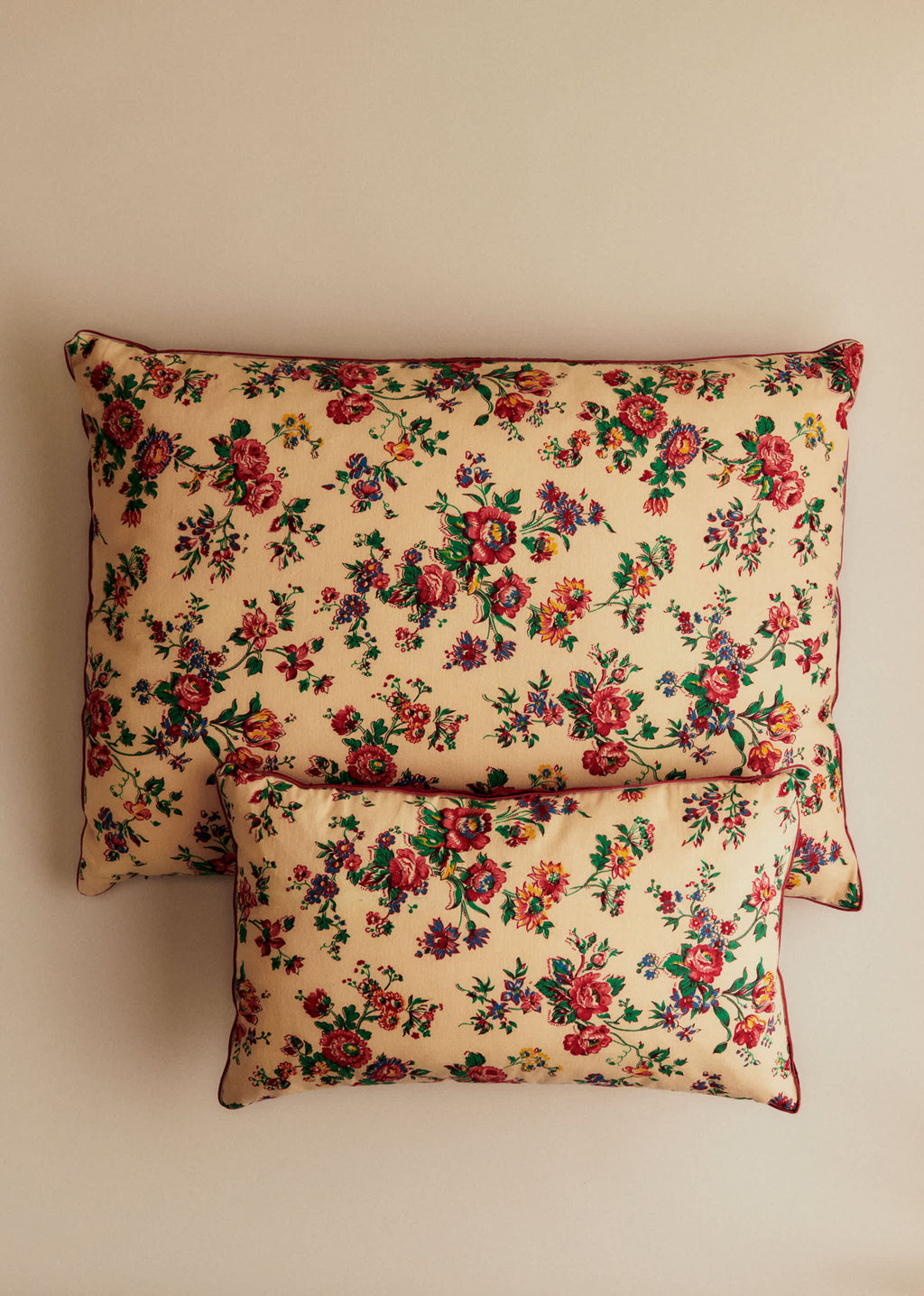Coussin vintage velours bordeaux - Petit modèle - Imprimé Champêtre