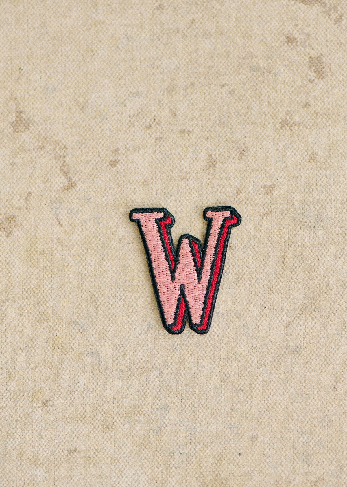 Ecusson Rose - Lettre W - Rose