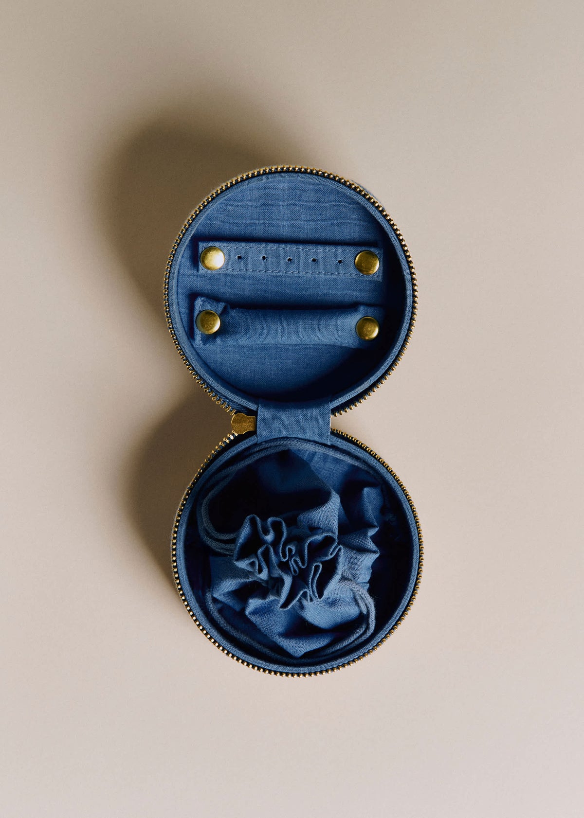 Écrin à bijoux - Broderie Coeurs Bleu Vintage