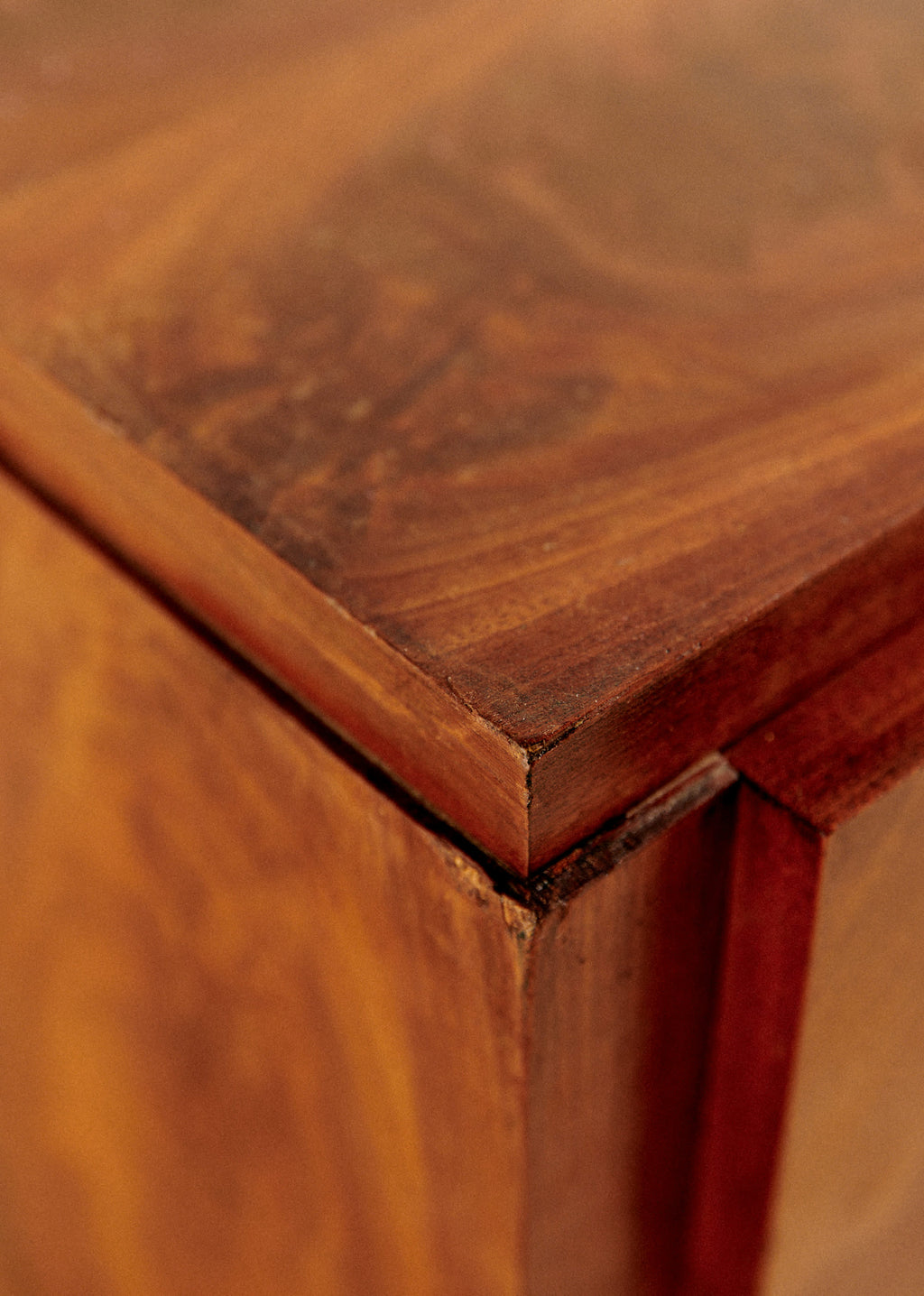 Bureau vintage en placage de ronce d'acajou - Placage de ronce d'acajou