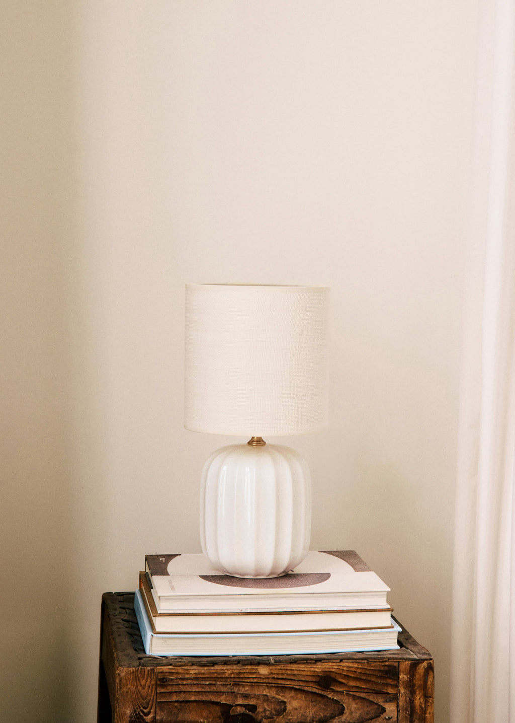 Lampe Traviata petit modèle - Ecru - Abat-jour Dolce - Jute Écru