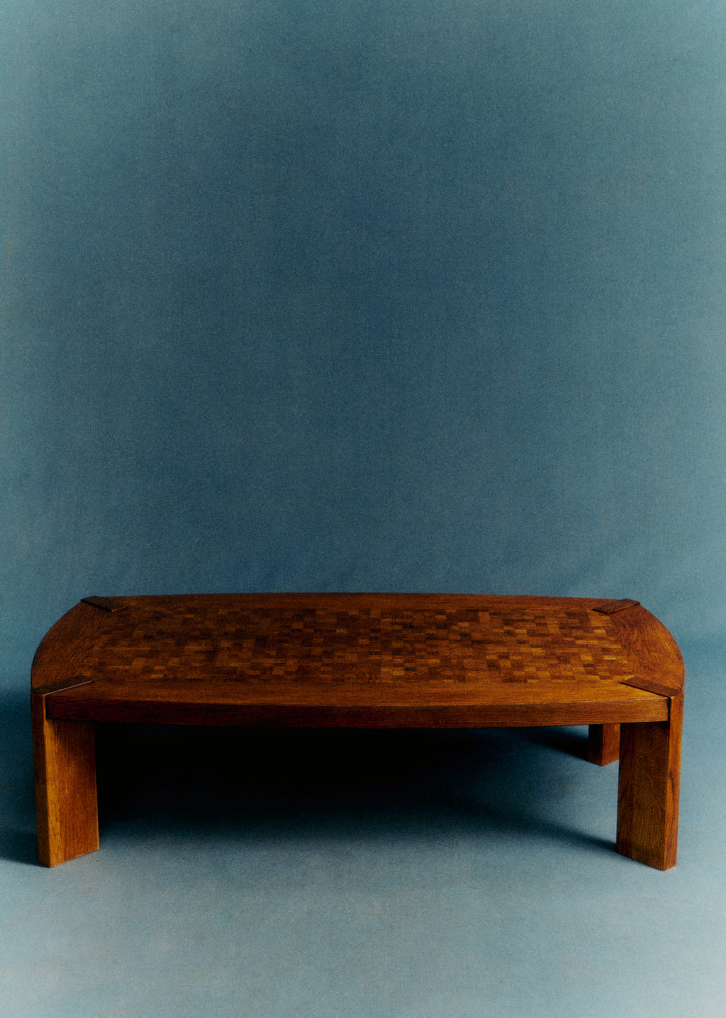 Table basse vintage en marqueterie - Marquetterie Bois