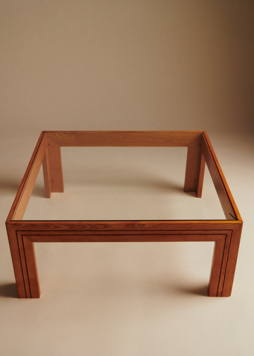 Table basse carrée vintage en orme - Orme