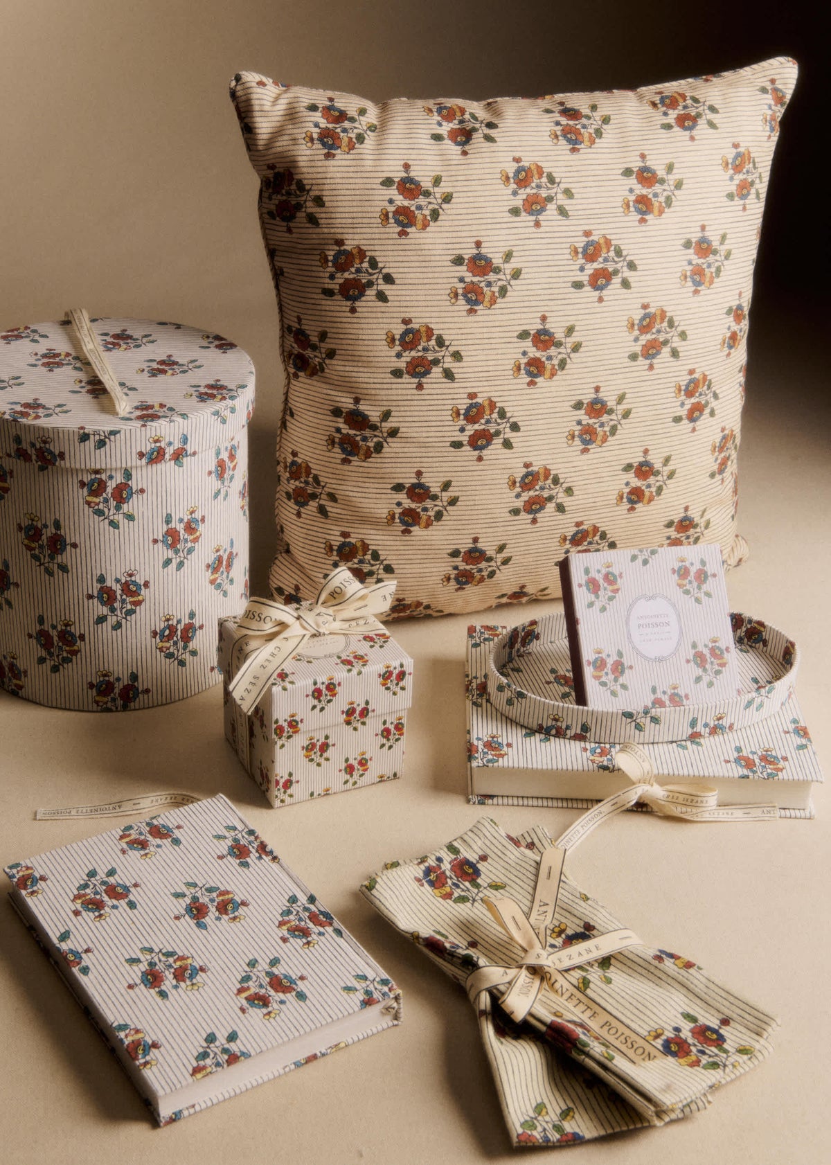 Set de 2 serviettes - Sézane x Antoinette Poisson - Imprimé Boutonnières
