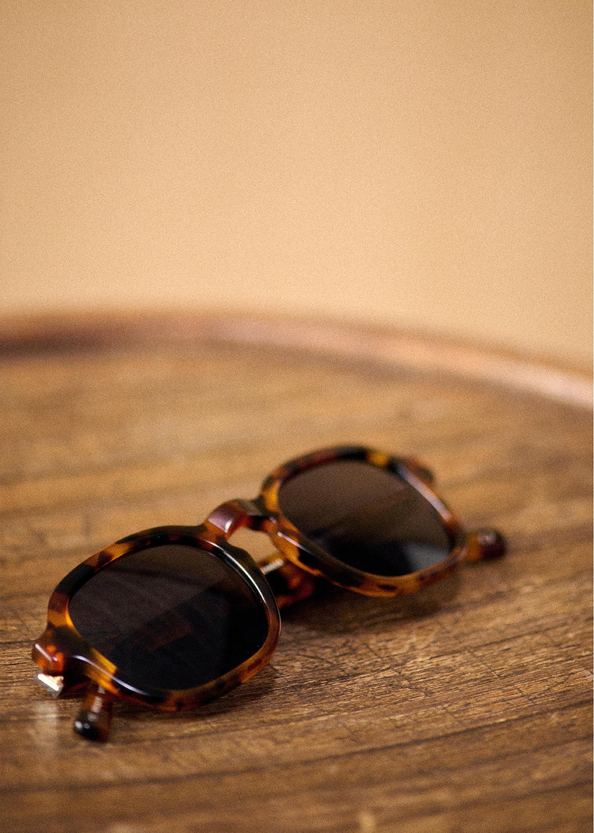 Lunettes de soleil Leo - Écailles