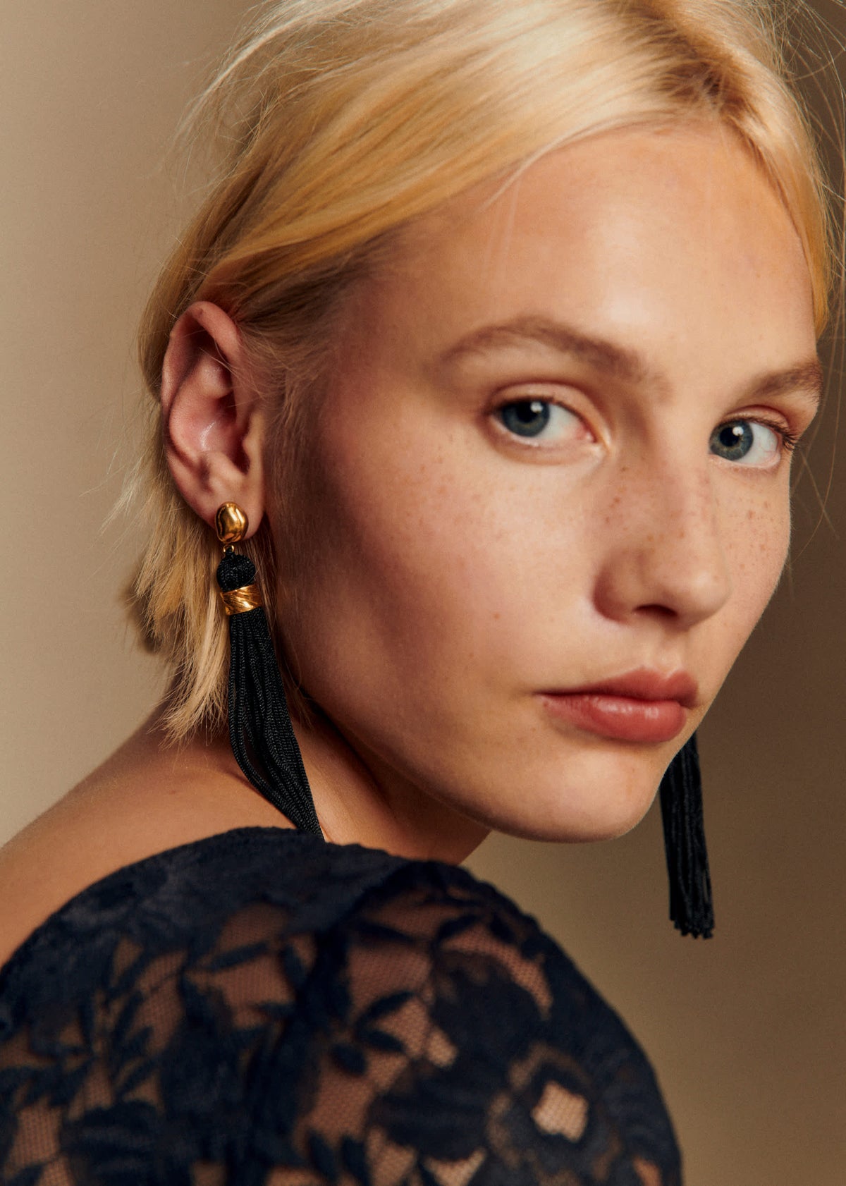 Boucles d'oreilles Bella - Noir Doré