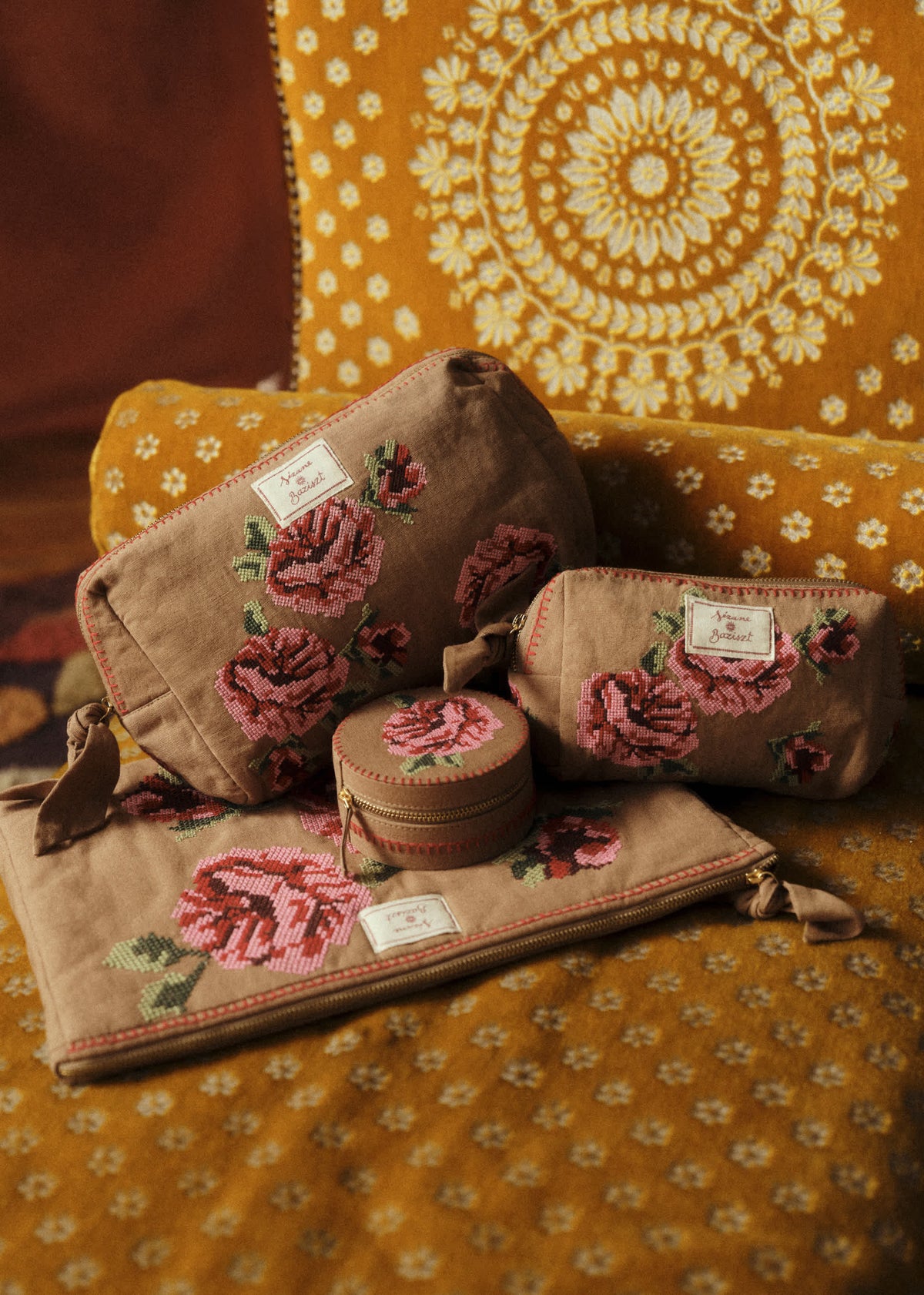 Trousse de beauté - Sézane x Baziszt - Fleurs Brodées