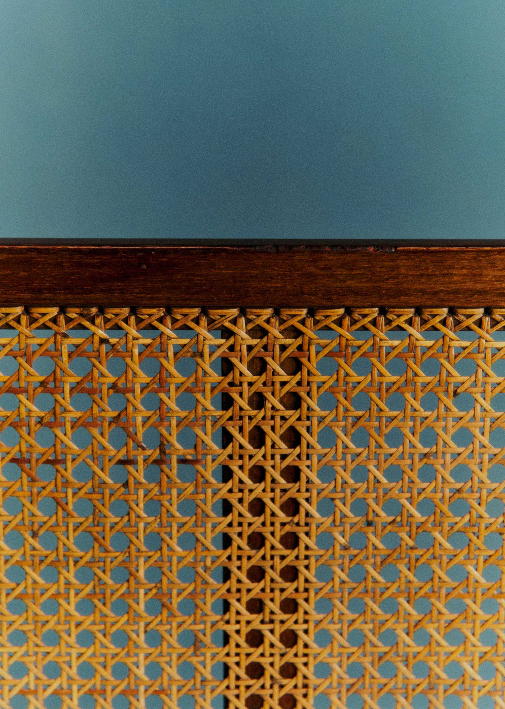 Banquette vintage noyer et cannage - Noyer et cannage
