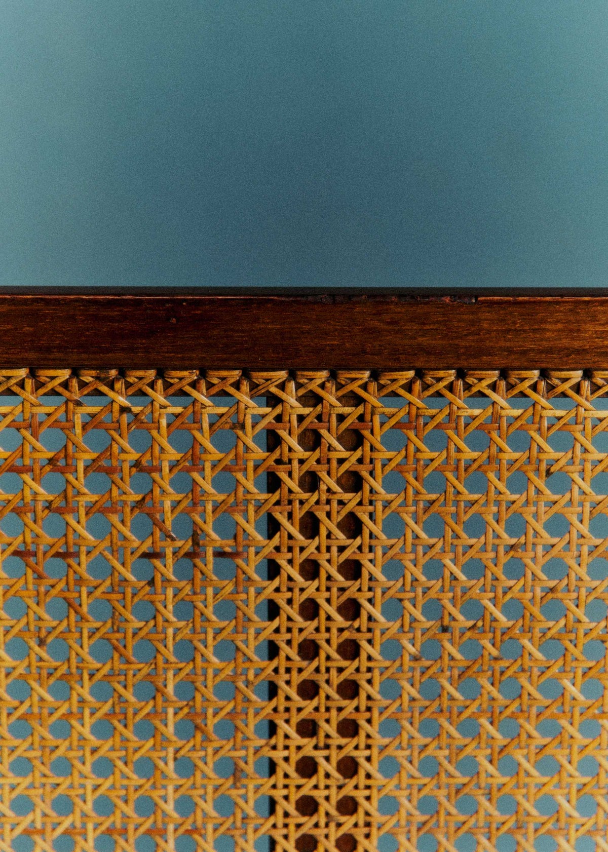 Banquette vintage noyer et cannage - Noyer et cannage