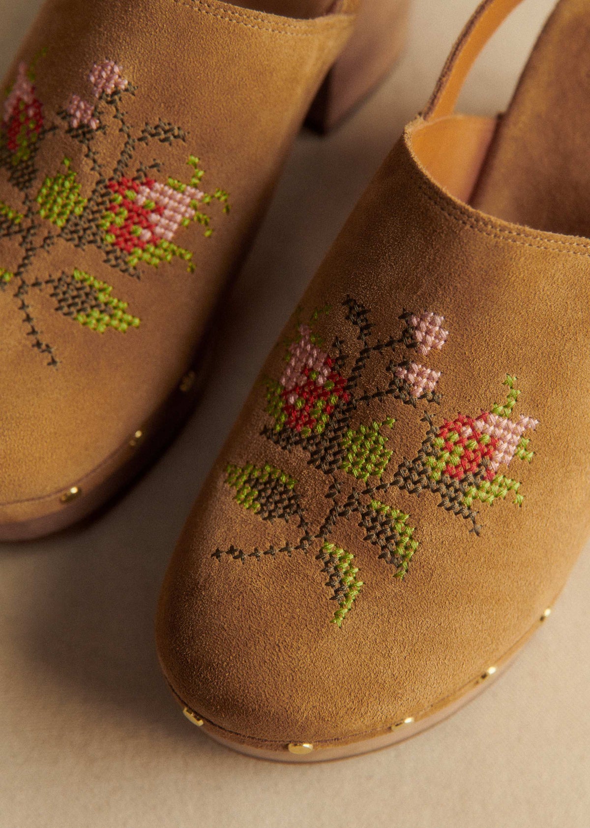 Sabots Doreen - Sézane x Baziszt - Beige Broderie
