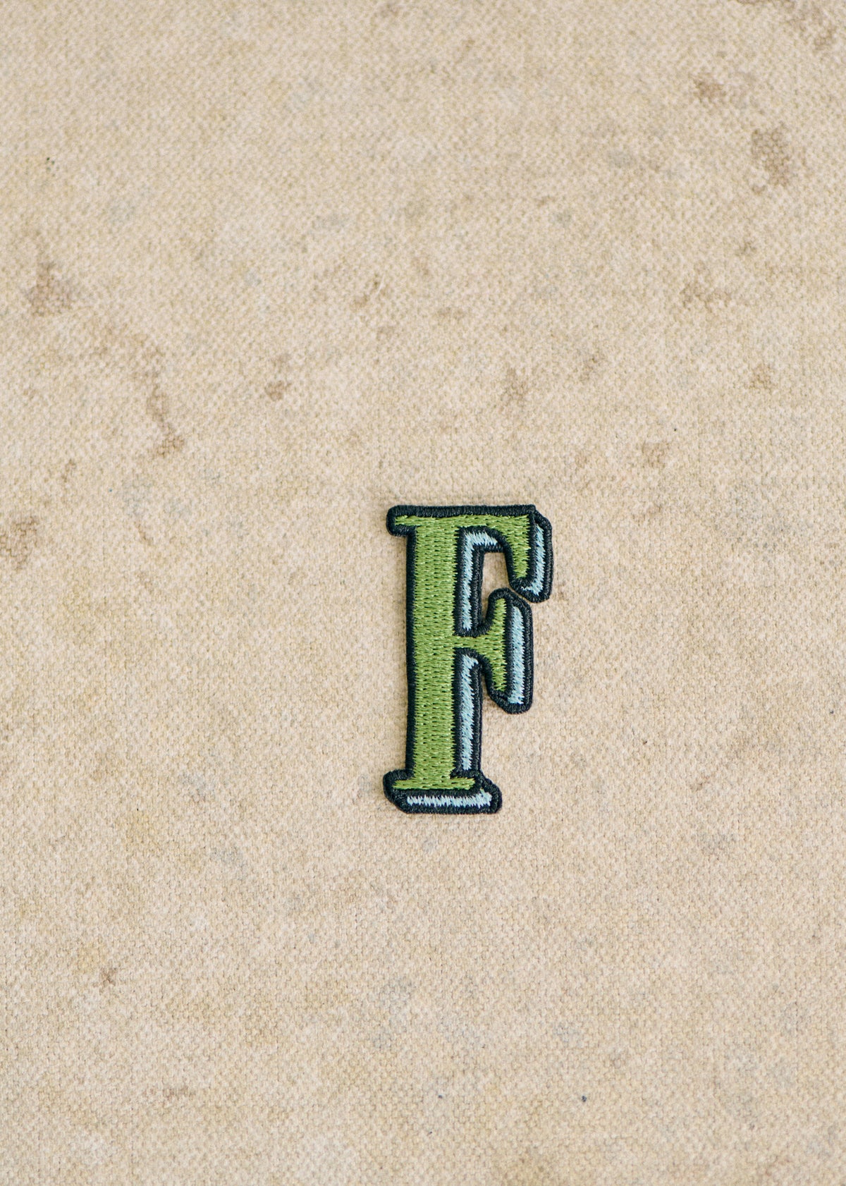 Ecusson vert / bleu - Lettre F - Vert