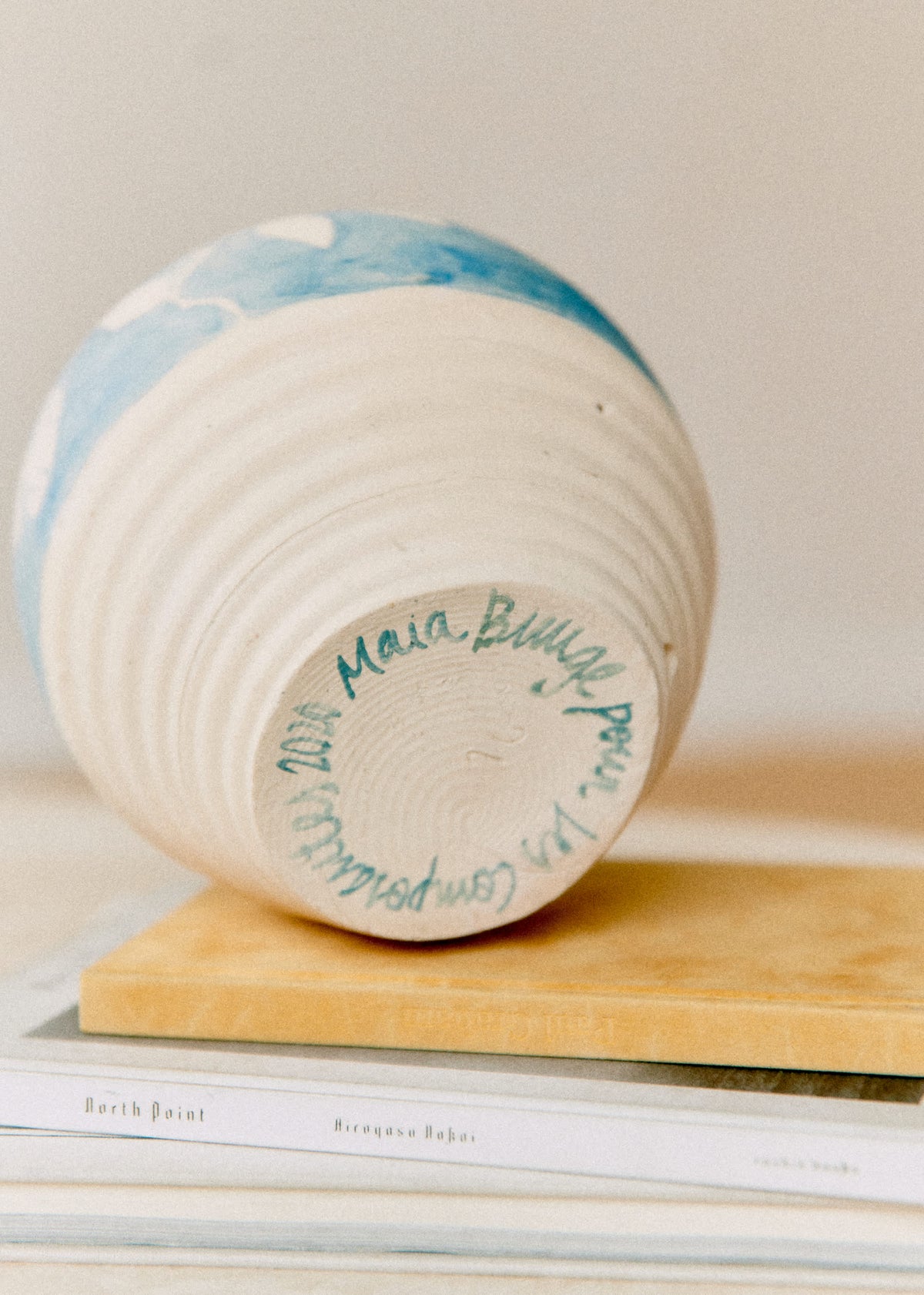 Poterie décorée petit modèle - Maia Bunge - Jardin secret bleu