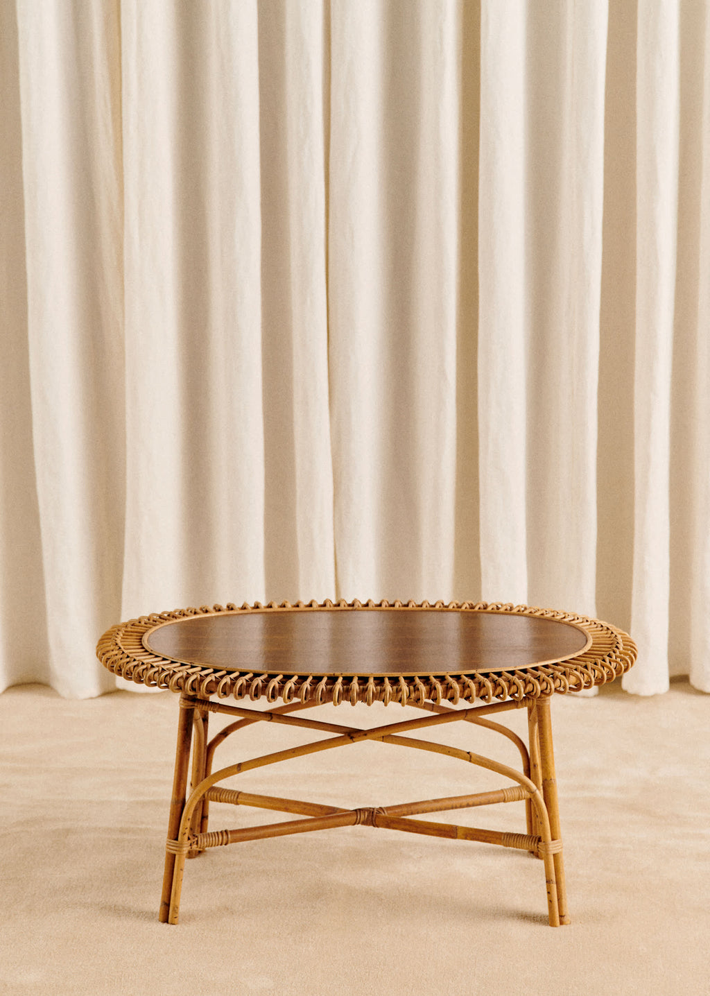 Table basse vintage en rotin dans le goût de Janine Abraham - Rotin
