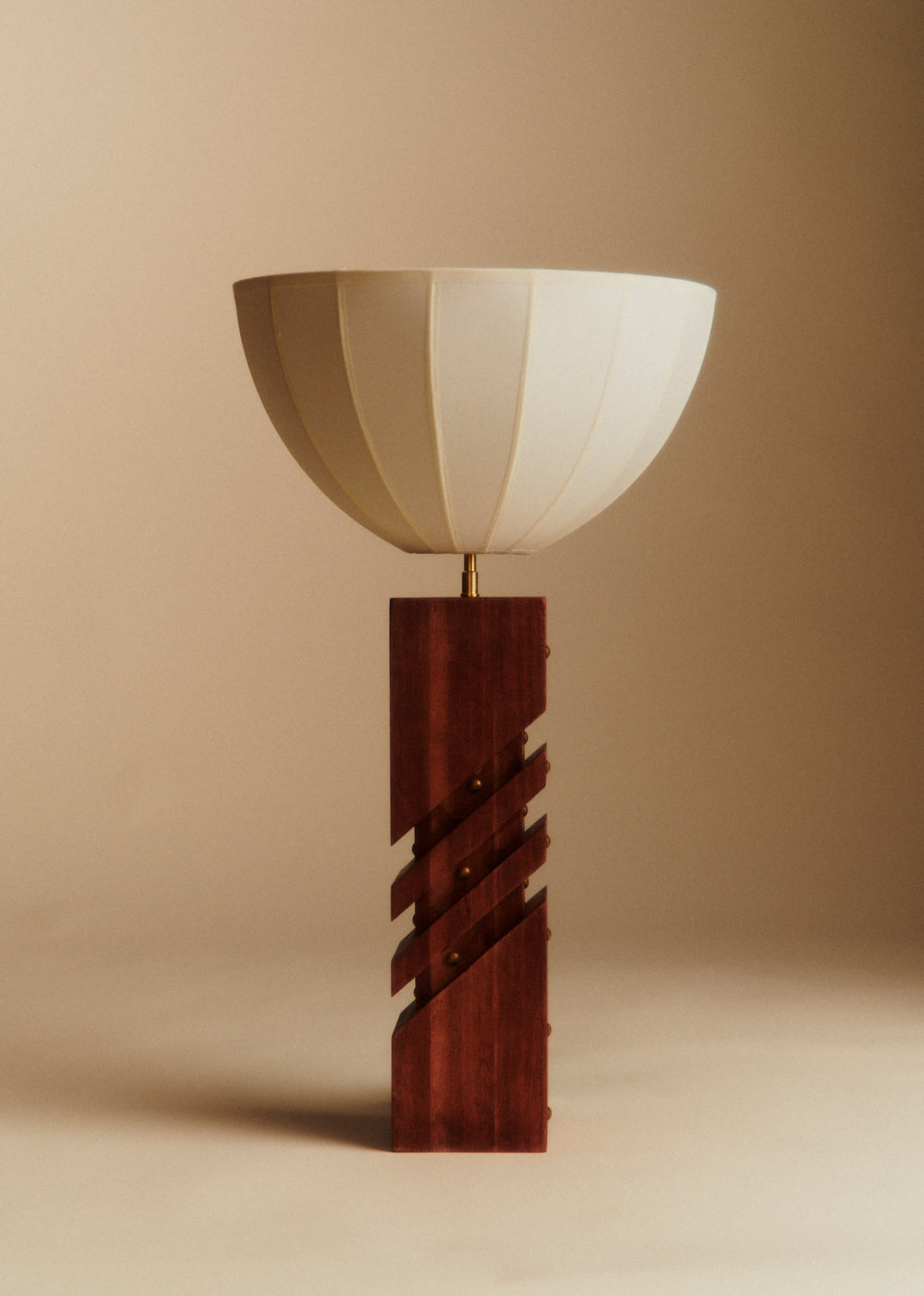 Lampe à poser scandinave vintage en teck - Teck