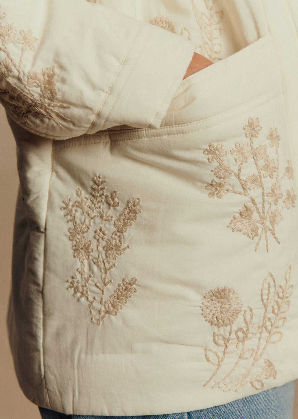 Veste Will - Sézane x Baziszt - Primerose Ecru Fond Beige