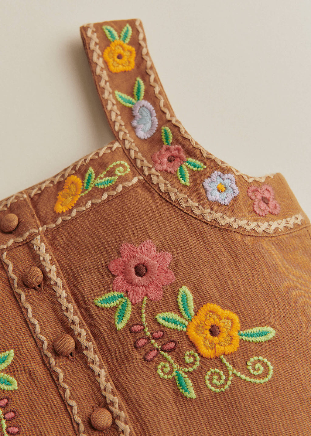 Top Paloma - Broderie Contrastée Fond Marron