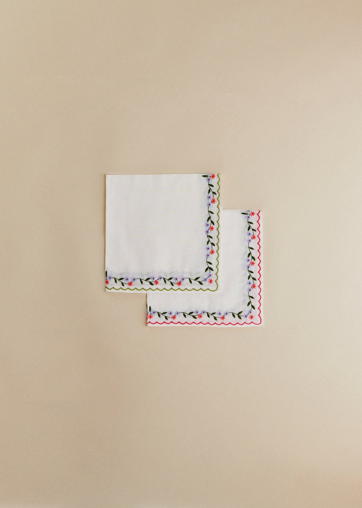 Set de 2 serviettes brodées - Les petites fleurs