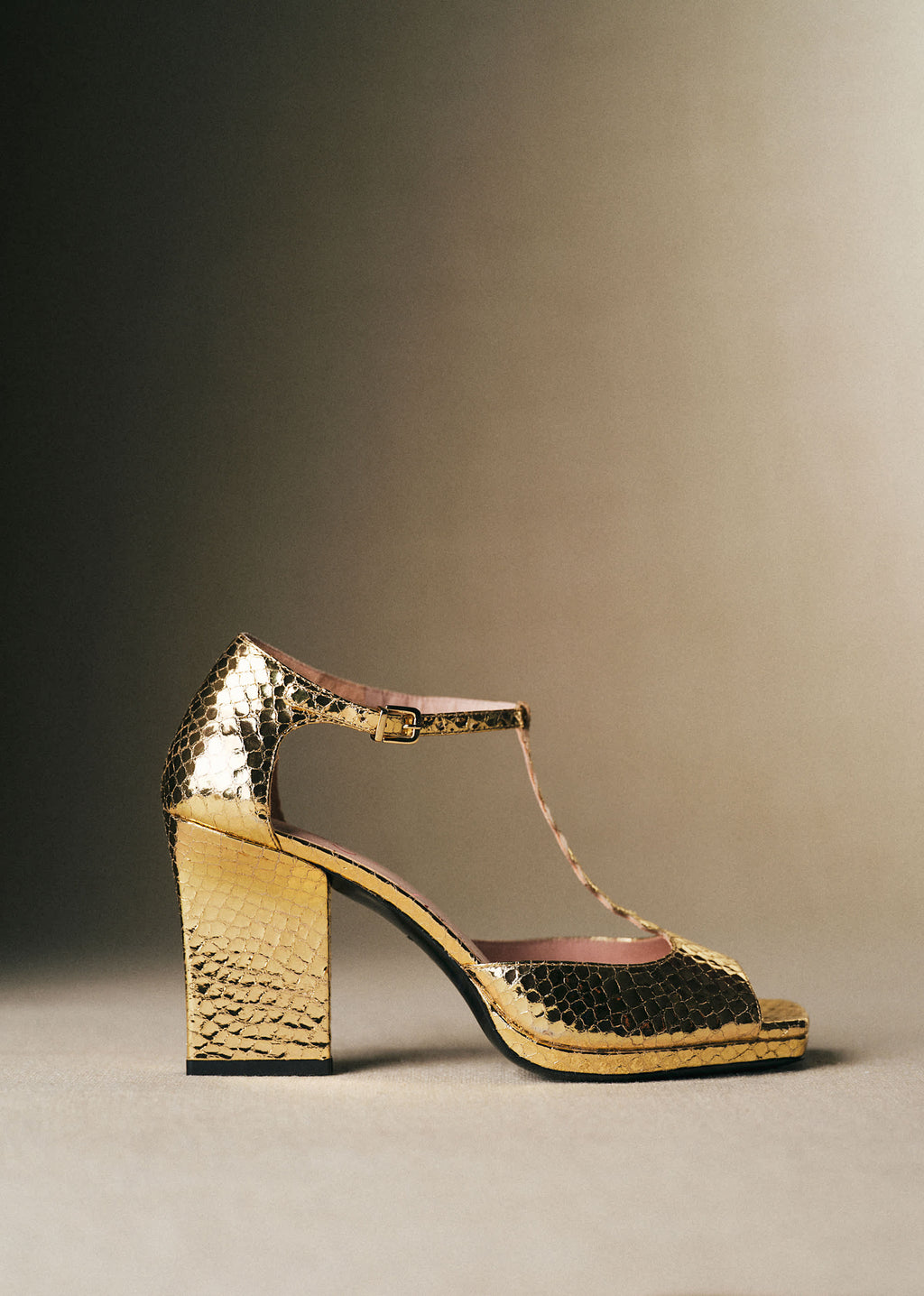 Sandales Hugo - CFM Souliers x Editions Sézane - Serpent Doré