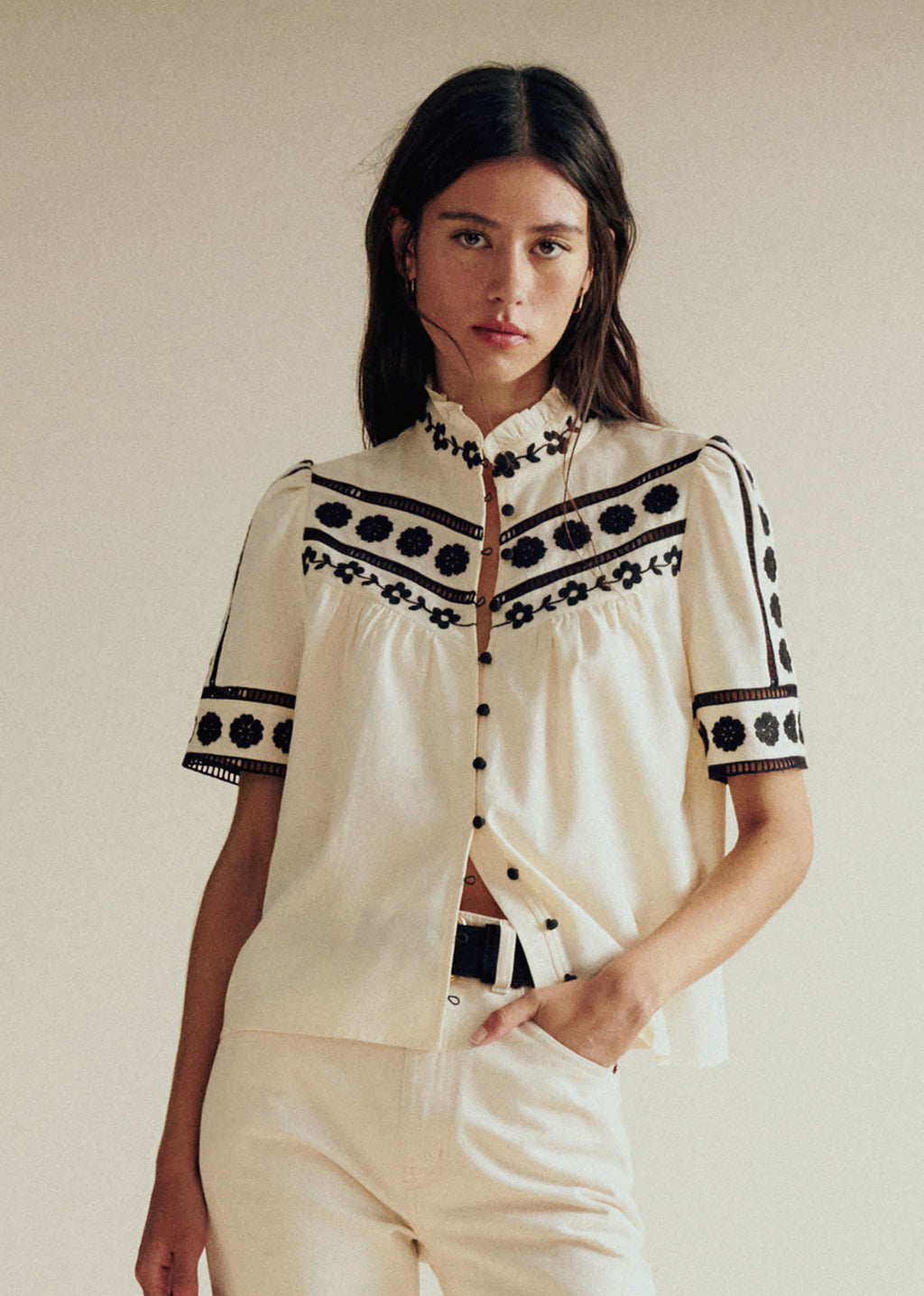 Blouse Hanae - Noir Fond Écru