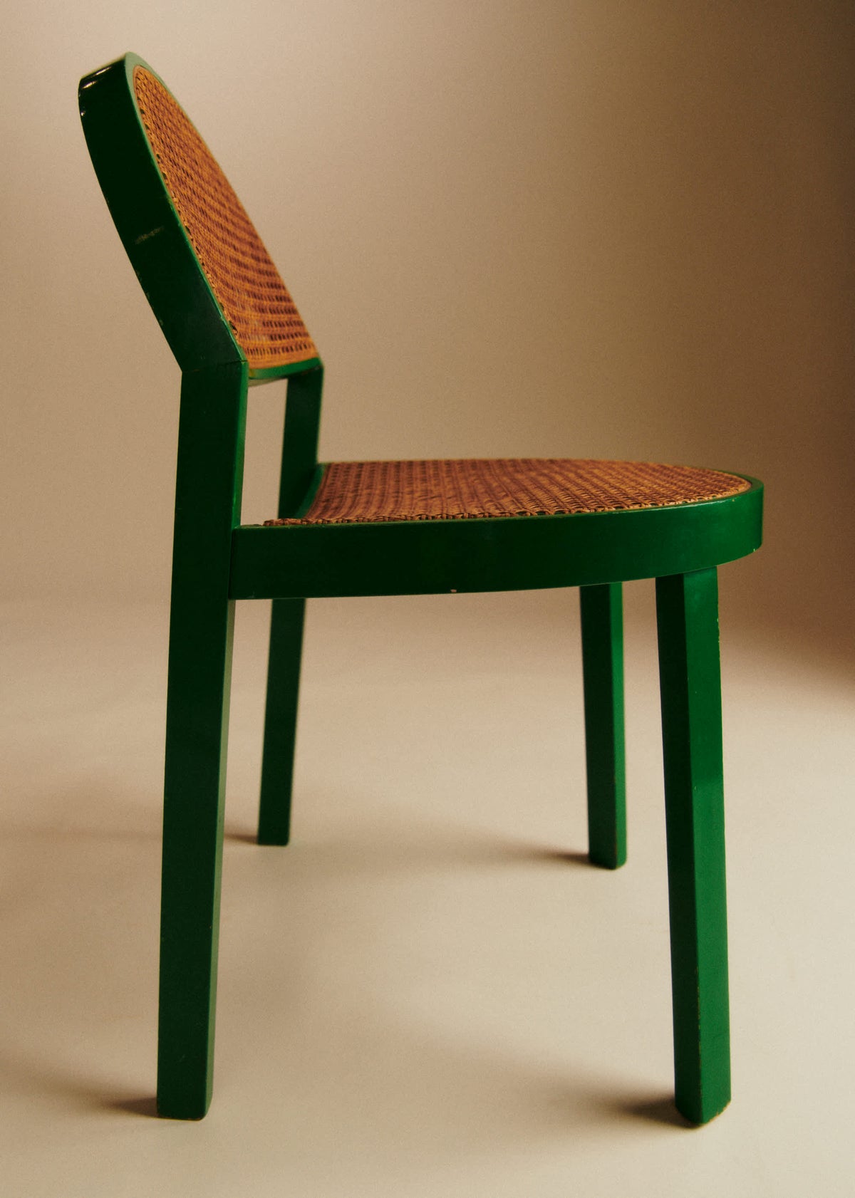 Chaise modèle Pluto en bois laqué vert années 70 - Bois laqué et cannage